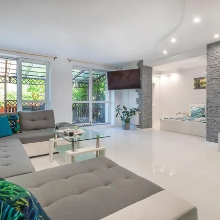 Familia Na Wzgorzu Z Sauna I Sala Zabaw Dla Dzieci * Gdyně