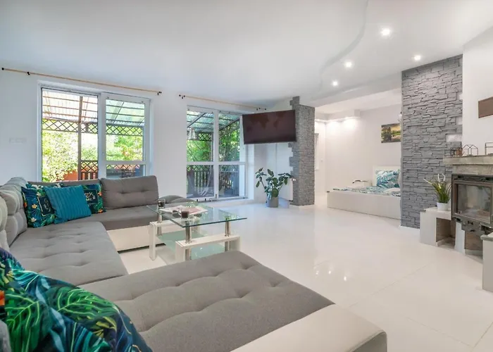 Familia Na Wzgorzu Z Sauna I Sala Zabaw Dla Dzieci * 그디니아